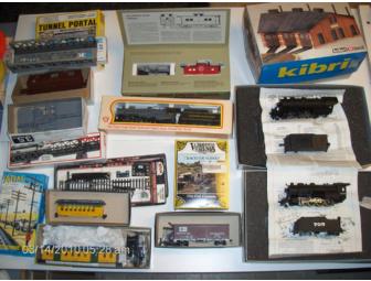HO Model Train Equipment