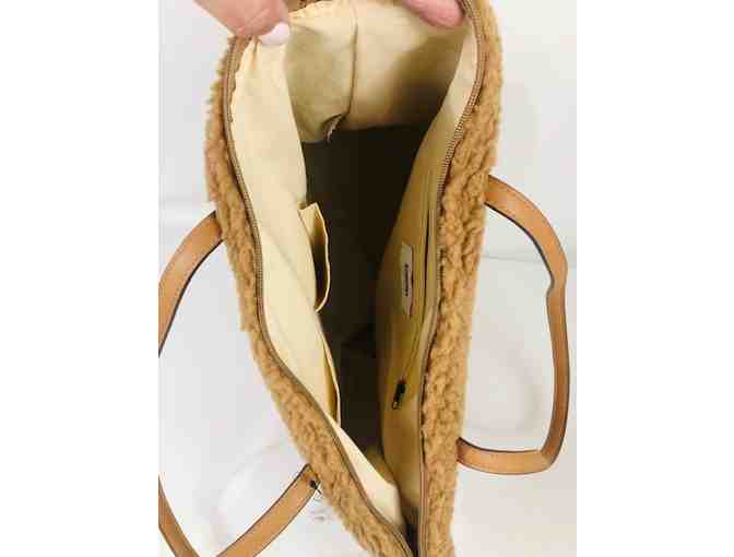 Sonoma Furry Bear Shearing Tote zip closure