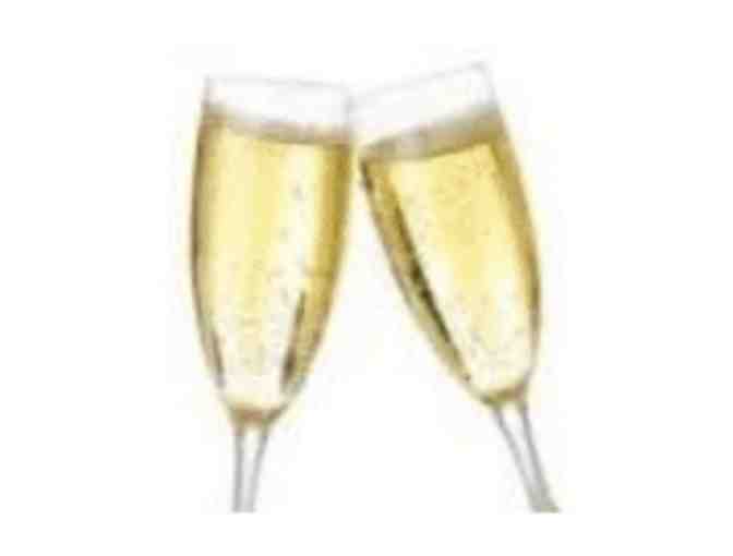 Mendocino Magic: 3-night stay at the lovely 'Hayloft' near coastal village & more