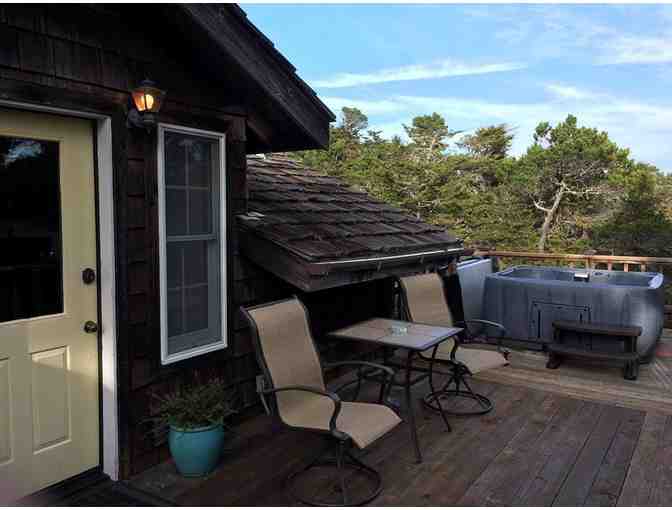 Mendocino Magic: 3-night stay at the lovely 'Hayloft' near coastal village & more