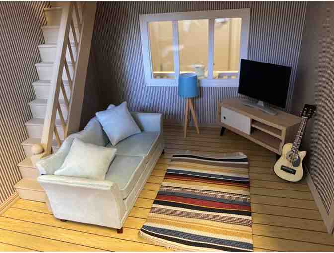 Beachside Bungalow Dollhouse