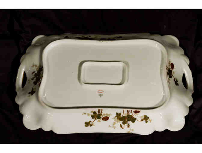 Antique Haviland Limoges dessert platter and 12 plates