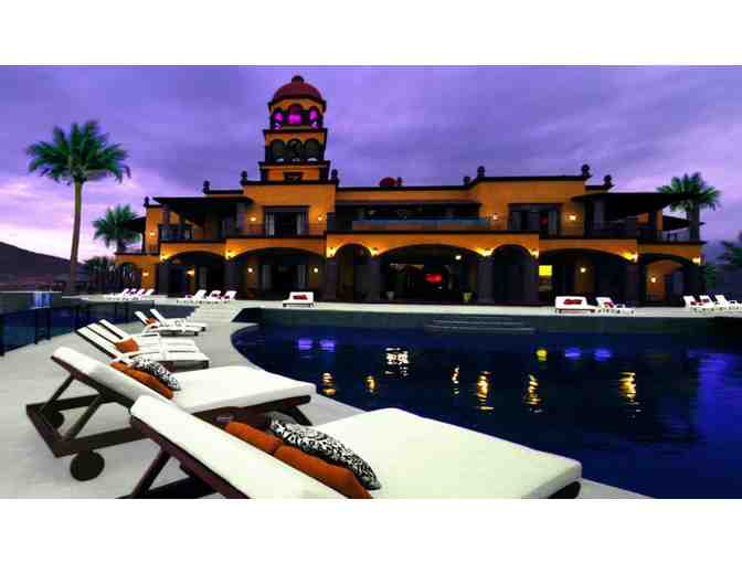 7-days/6-nights at Hacienda Cerritos Resort- Mexico