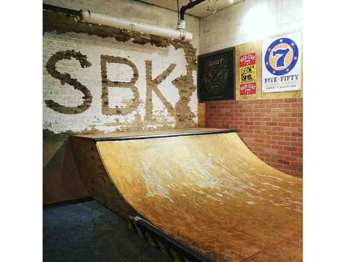 Skateboard lesson from Skate Brooklyn