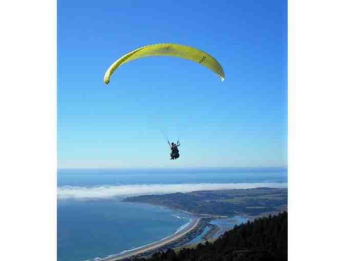 Tandem Paragliding - Come fly with the eagles - Photo 1