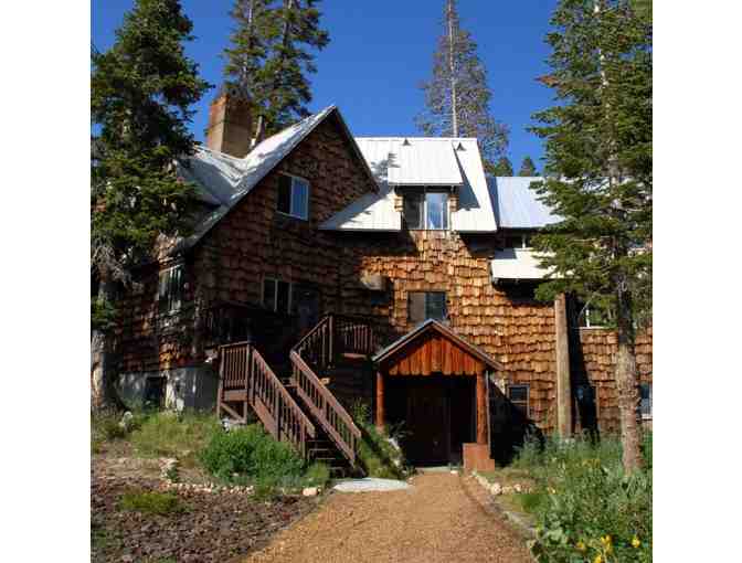 Lodging for two people at Clair Tappan Lodge