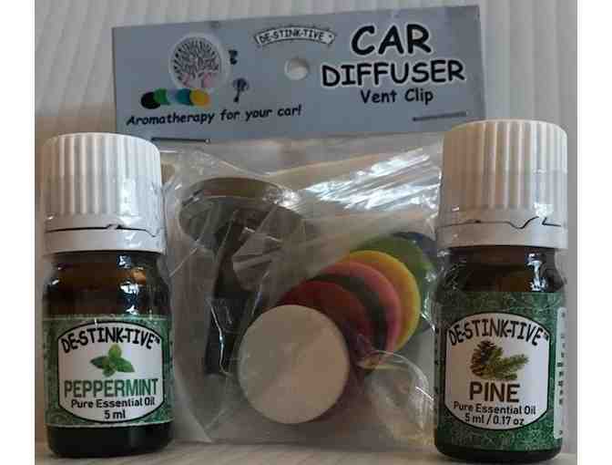 De-Stink-Tive Aromatherapy Car Diffuser  & 2 esstential oils