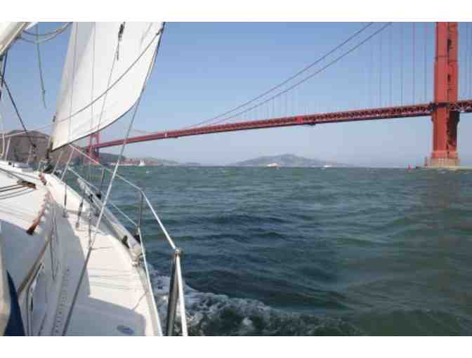 Sailboat Cruise for 6 on the San Francisco Bay