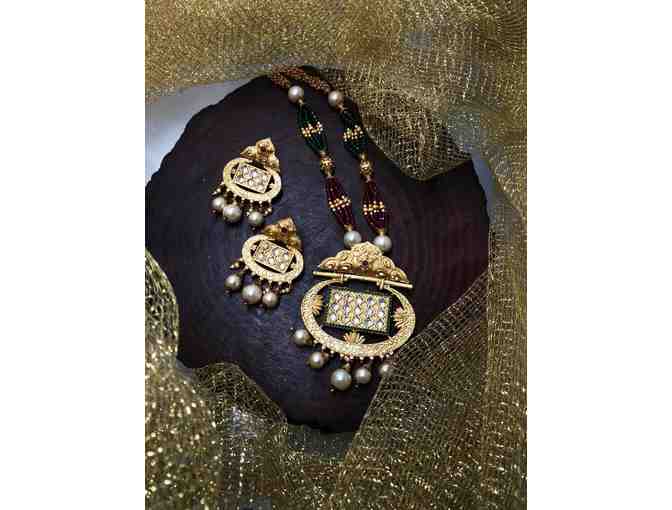 Sia Kundan Necklace and Earrings Set