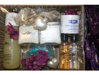 Mukha Custom Cosmetics Gift Box