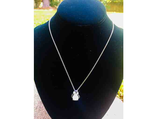 Adorable Swarovski crystal Penguin Pendant on Silver chain - Photo 2