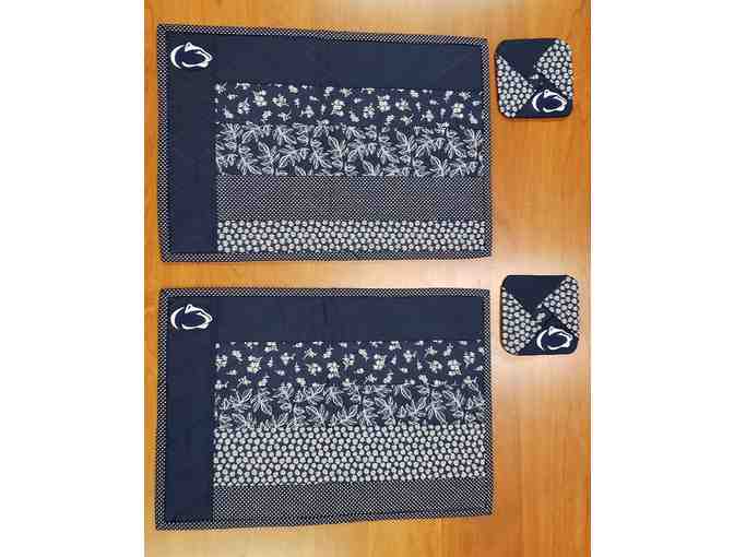 QuiltQuest PSU Table Runner, Placemat and Wine Coaster Set