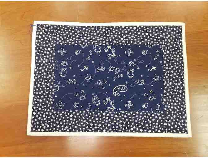 QuiltQuest PSU Table Runner and 2 Placemats - Photo 3