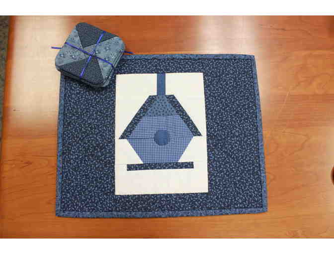 QuiltQuest Birdhouse Placemats and Wine Coasters