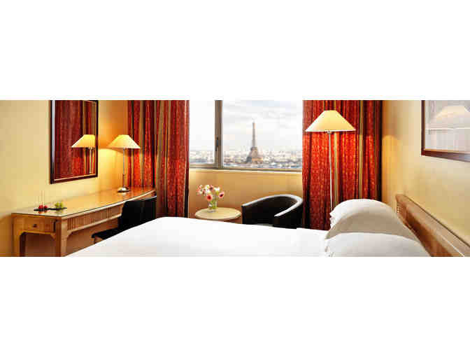 PARIS France Museum and Monuments Package with a 5 Night Hotel Stay and Airfare for (2)