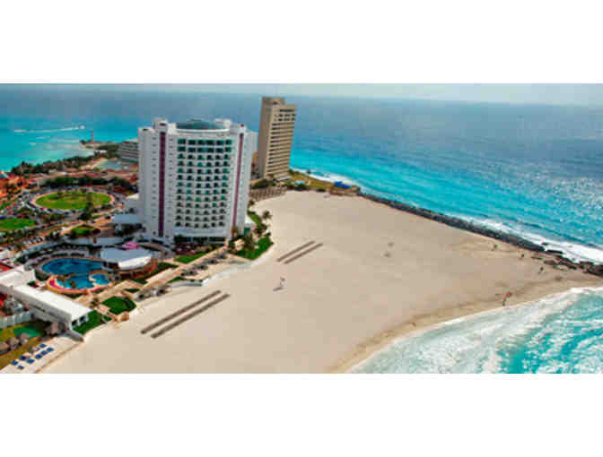 CANCUN, Mexico 'Hyatt Regency Cancun' 5 Night Stay and Airfare for (2)
