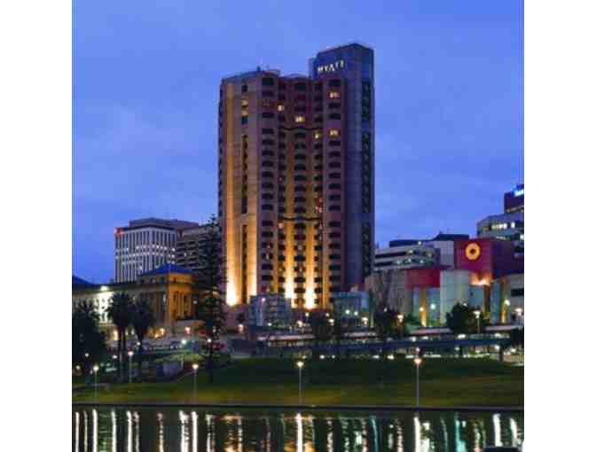 2015 NEW ORLEANS JAZZ & HERITAGE FESTIVAL with a 3 Night Stay and Airfare for (2)