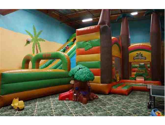 Gift Bag from Scooter's Jungle