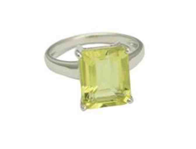 Large Lot of Women's Size 7 Rings