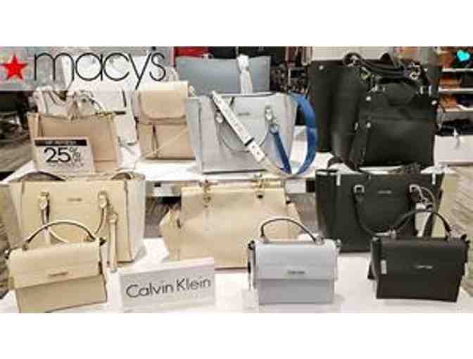 $100 Gift Card to Macy's