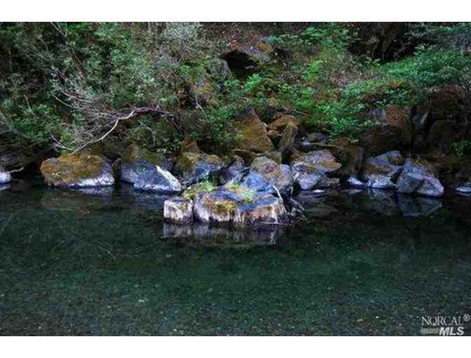 Cazadero Cabin Vacation for 2-4 nights