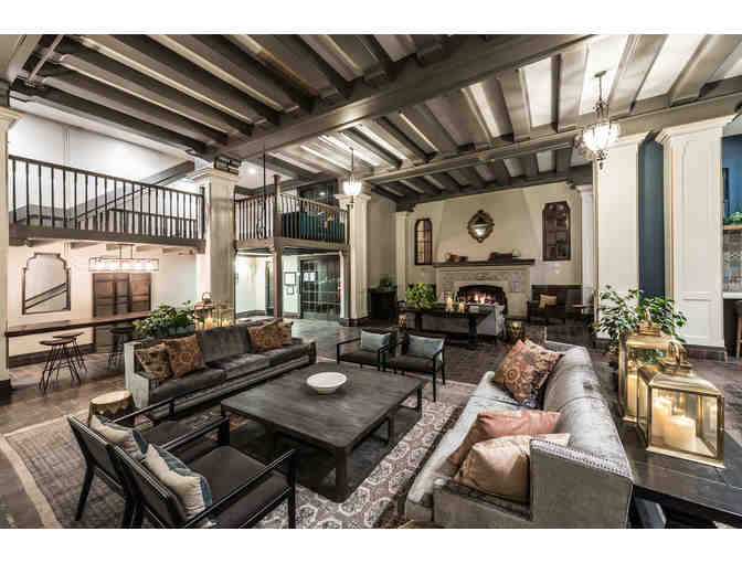 Kayak Tour and overnight at Hotel Petaluma