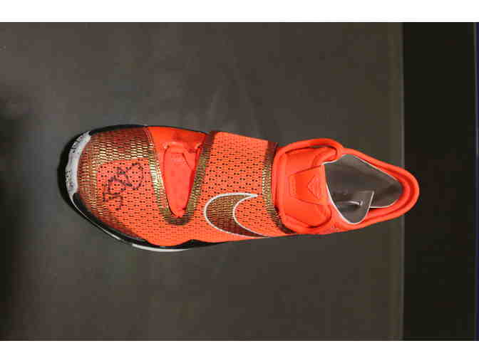 Skylar Diggins-Smith Autographed Nike Zoom Hyperrev 2016 LEFT Shoe