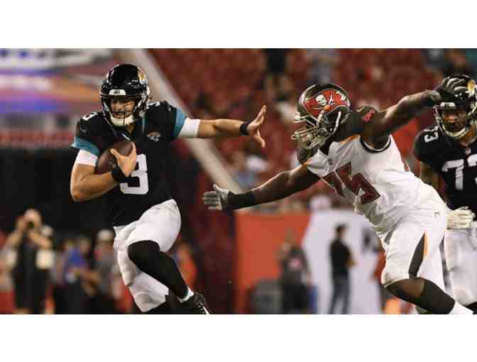 Sweet Suite! Buccaneers vs. Jaguars for 10 guests
