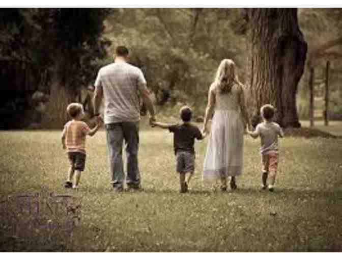 Feeney Photo Lore (1 Hour Family Session)