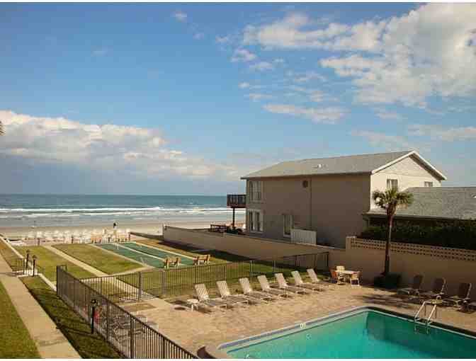 1 week stay in New Smyrna Beach, FL - 2 bedroom, 2 bathroom Oceanfront Condo