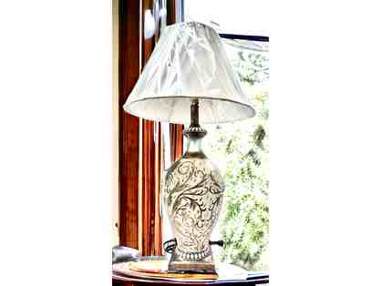 Large table lamp