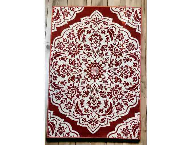Two Sisters and Jane - 3'10" x 5'5" Oriental Weavers Rug - Photo 1