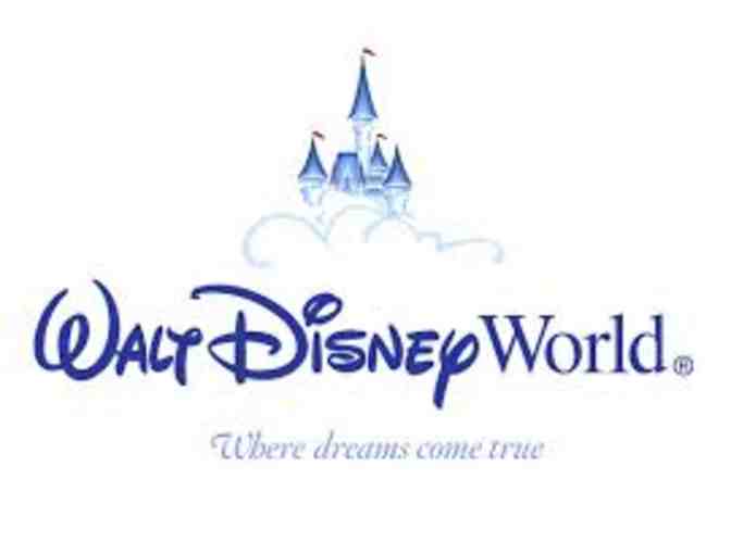 Disney World  - 4  One-Day Park Hopper Passes