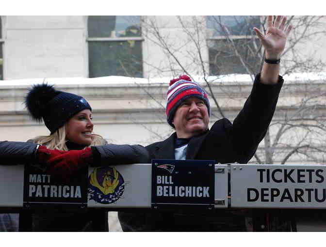 New England Patriots 50 Yard Line Putnam Club Box Tickets (4) - Photo 6