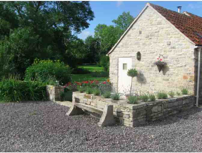 1 week Accommodation in a Rural Cottage in England