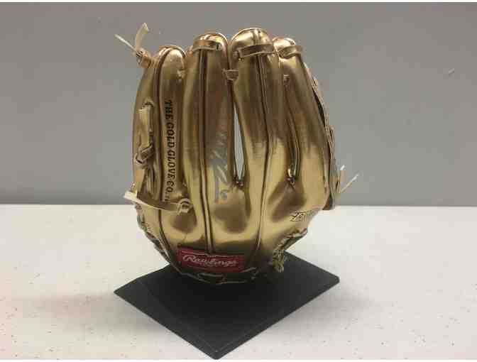 Autographed Dallas Keuchel 2014 Gold Glove Award Replica