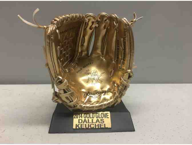 Autographed Dallas Keuchel 2014 Gold Glove Award Replica