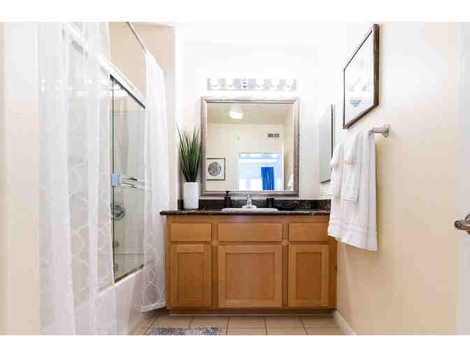 Stay at a Private Residence in Los Angeles