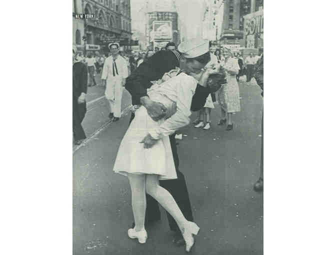 LIFE Magazine - August 27, 1945 Issue (Sailor Kissing Nurse Photo)!