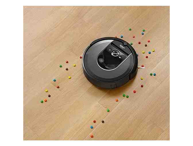 iRobot - Roomba i7 Vacuum