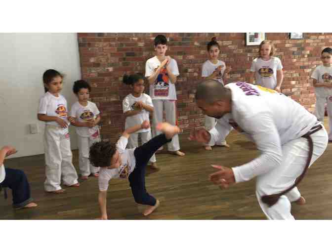 5 Capoeira Classes for Kids / 5 Clases de Capoeira para ninos