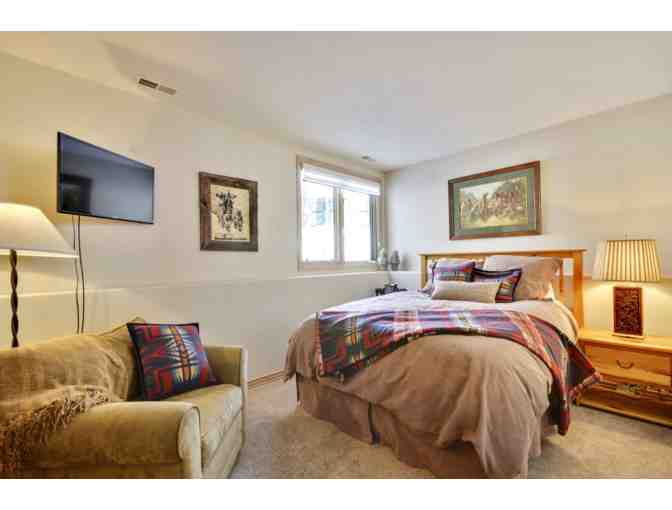 3 night stay in the O'Melia's fully stocked, beautiful condo in Steamboat Springs.