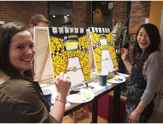 Night Out in the Heart of Harvard Square (MASSACHUSETTS)