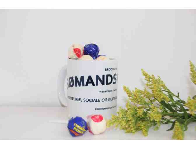 Danish Seamen's Church totebag and coffee cup filled with lollipops