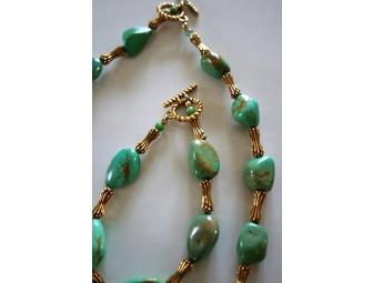 Lovely Turquoise Necklace and Bracelet