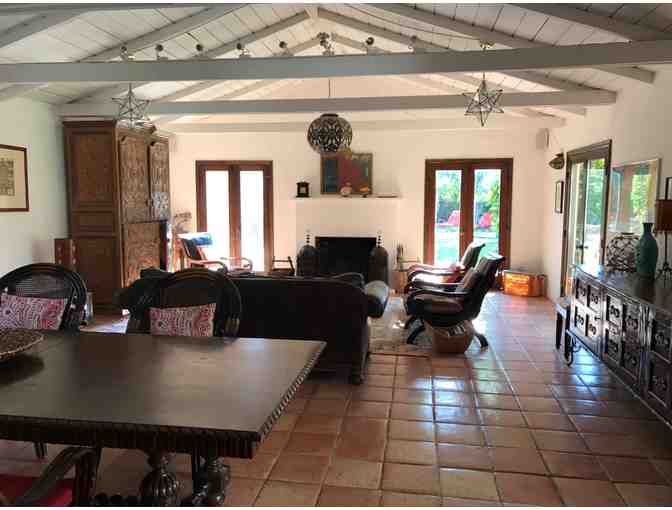 Palm Springs Hacienda and Hot Tub for 10-12 people