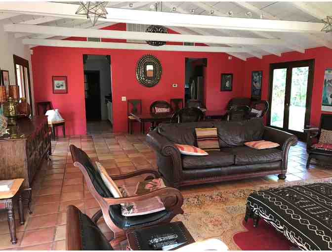 Palm Springs Hacienda and Hot Tub for 10-12 people