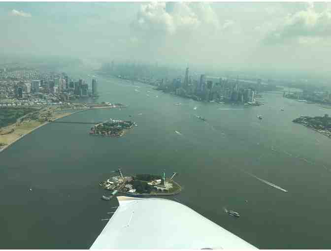 NY Skyline flight and flying lesson
