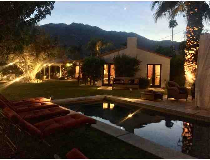 Palm Springs Hacienda and Hot Tub for 10-12 people