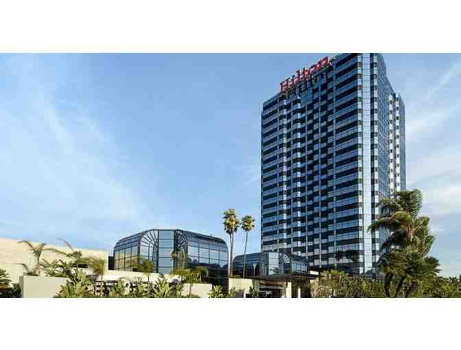 Universal City Package